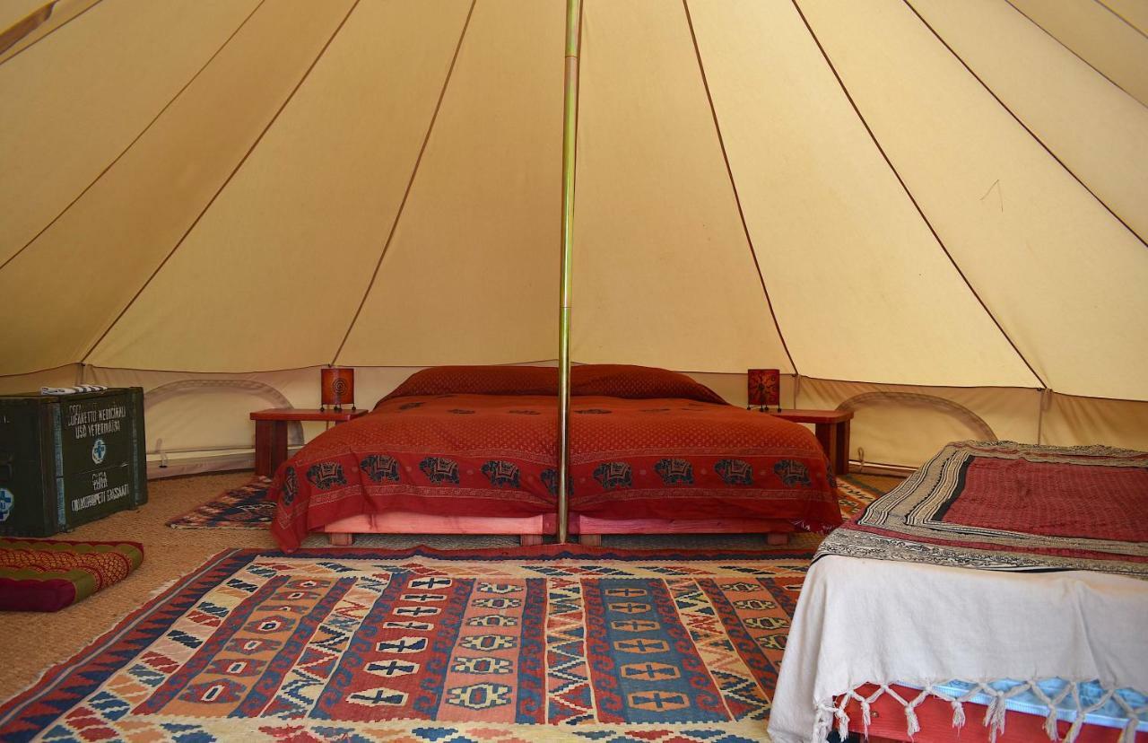 Podere Di Maggio - Glamping Tent 3 Санта Фиора Екстериор снимка