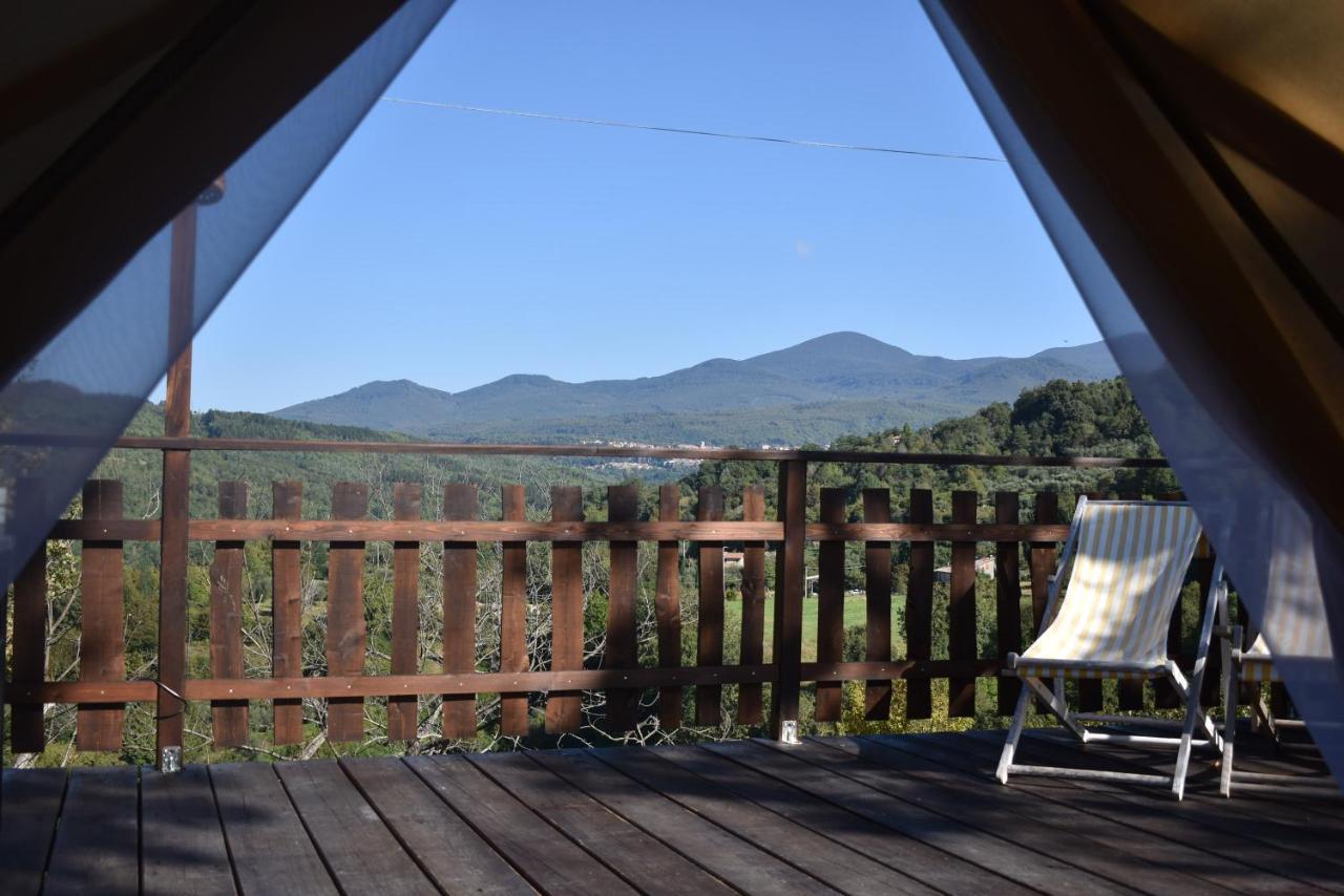 Podere Di Maggio - Glamping Tent 3 Санта Фиора Екстериор снимка